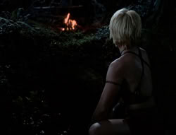 extant_XenaWarriorPrincess_5x03_Succession_1059