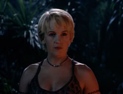 extant_XenaWarriorPrincess_5x03_Succession_1122