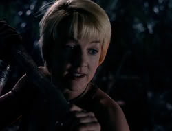 extant_XenaWarriorPrincess_5x03_Succession_1150