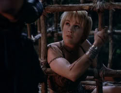 extant_XenaWarriorPrincess_5x03_Succession_1321