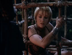 extant_XenaWarriorPrincess_5x03_Succession_1328