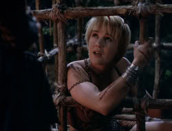 extant_XenaWarriorPrincess_5x03_Succession_1333