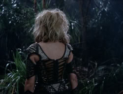 extant_XenaWarriorPrincess_5x03_Succession_1350
