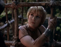 extant_XenaWarriorPrincess_5x03_Succession_1400