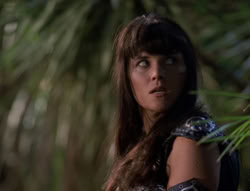 extant_XenaWarriorPrincess_5x03_Succession_1700