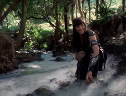 extant_XenaWarriorPrincess_5x03_Succession_1780