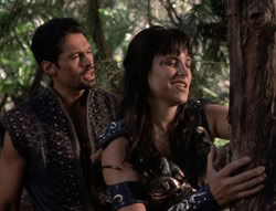 extant_XenaWarriorPrincess_5x03_Succession_1821