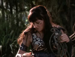 extant_XenaWarriorPrincess_5x03_Succession_1908