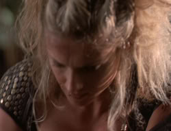 extant_XenaWarriorPrincess_5x03_Succession_1981
