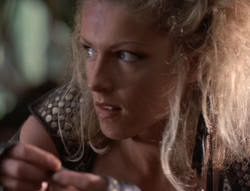 extant_XenaWarriorPrincess_5x03_Succession_1991