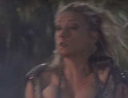 extant_XenaWarriorPrincess_5x03_Succession_2126