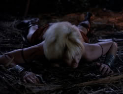 extant_XenaWarriorPrincess_5x03_Succession_2199