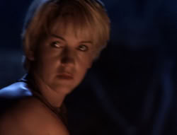 extant_XenaWarriorPrincess_5x03_Succession_2512