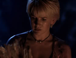 extant_XenaWarriorPrincess_5x03_Succession_2546