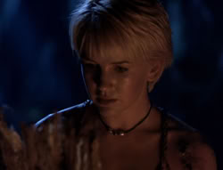 extant_XenaWarriorPrincess_5x03_Succession_2552