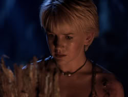 extant_XenaWarriorPrincess_5x03_Succession_2553