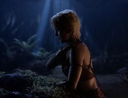 extant_XenaWarriorPrincess_5x03_Succession_2633