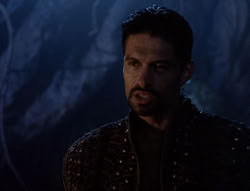 extant_XenaWarriorPrincess_5x03_Succession_2644