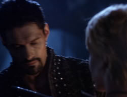 extant_XenaWarriorPrincess_5x03_Succession_2858