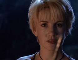 extant_XenaWarriorPrincess_5x03_Succession_2863