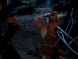extant_XenaWarriorPrincess_5x03_Succession_2930