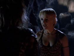 extant_XenaWarriorPrincess_5x03_Succession_2988