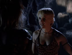 extant_XenaWarriorPrincess_5x03_Succession_2989