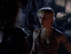 extant_XenaWarriorPrincess_5x03_Succession_2990