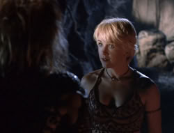 extant_XenaWarriorPrincess_5x03_Succession_2995