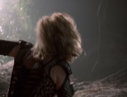 extant_XenaWarriorPrincess_5x03_Succession_3015