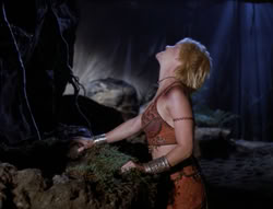 extant_XenaWarriorPrincess_5x03_Succession_3034