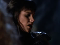 extant_XenaWarriorPrincess_5x03_Succession_3054