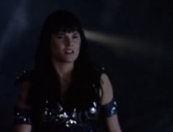 extant_XenaWarriorPrincess_5x03_Succession_3204