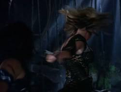 extant_XenaWarriorPrincess_5x03_Succession_3220