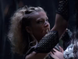 extant_XenaWarriorPrincess_5x03_Succession_3233