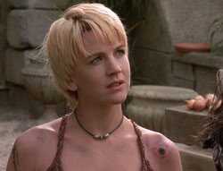 extant_XenaWarriorPrincess_5x03_Succession_3437