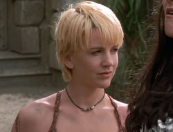 extant_XenaWarriorPrincess_5x03_Succession_3462