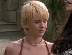 extant_XenaWarriorPrincess_5x03_Succession_3463