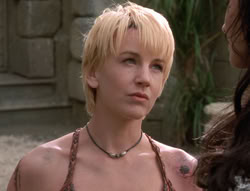 extant_XenaWarriorPrincess_5x03_Succession_3468