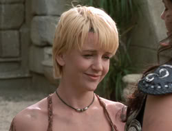 extant_XenaWarriorPrincess_5x03_Succession_3513