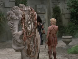 extant_XenaWarriorPrincess_5x03_Succession_3528