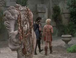 extant_XenaWarriorPrincess_5x03_Succession_3531