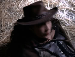 extant_XenaWarriorPrincess_5x04-AnimalAttraction_0647