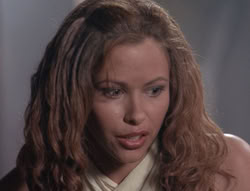 extant_XenaWarriorPrincess_5x04-AnimalAttraction_0945