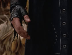 extant_XenaWarriorPrincess_5x04-AnimalAttraction_3330