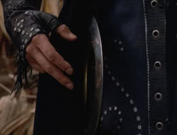 extant_XenaWarriorPrincess_5x04-AnimalAttraction_3335