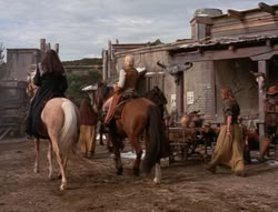 extant_XenaWarriorPrincess_5x04-AnimalAttraction_3536