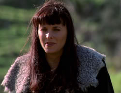extant_XenaWarriorPrincess_5x05-ThemBonesThemBones_0013