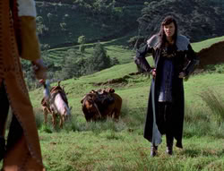 extant_XenaWarriorPrincess_5x05-ThemBonesThemBones_0027