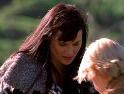 extant_XenaWarriorPrincess_5x05-ThemBonesThemBones_0035